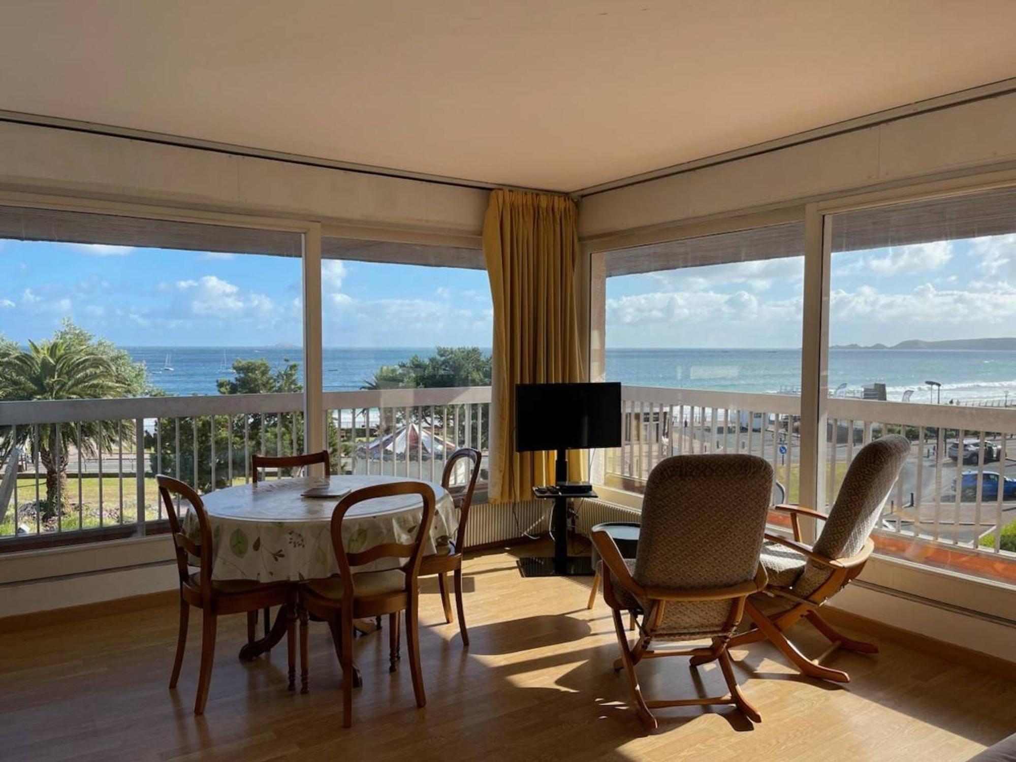 Appartement Avec Terrasse, Parking, Plage De Trestraou A Perros-Guirec - Fr-1-368-350 Exterior foto